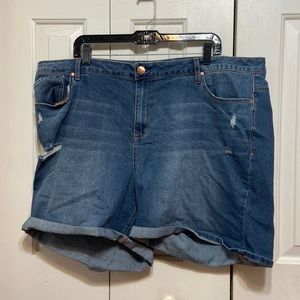 Plus Size Denim Shorts 1822